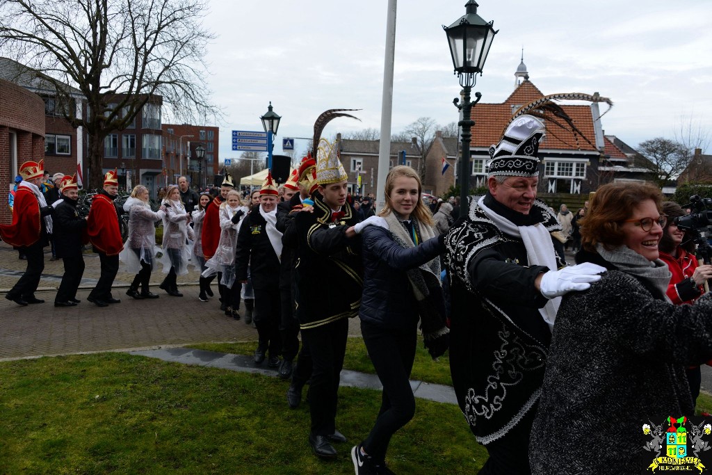 ../Images/Sleuteloverdracht gemeentehuis 2017 058.jpg